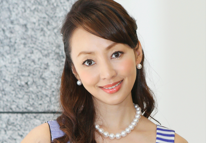 神田うの 徹子の部屋 に乱入した美川憲一からのサプライズに大号泣 ガジェット通信 Getnews