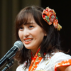 ももクロ百田夏菜子、ナマ脚を見せつけるレアショットにファン歓喜